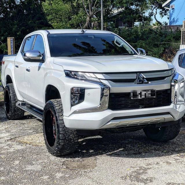 White pick-up after a valet